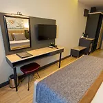 Levor Otel 4*