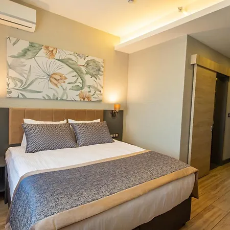 Hotel Levor 4*