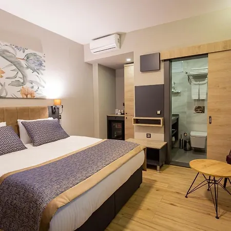 Otel Levor 4*
